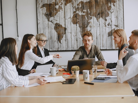 香港銀行證件到期更新指南:中國(guó)賣家把握跨境金融機(jī)遇 香港銀行證件到期更新指南:中國(guó)賣家把握跨境金融機(jī)遇