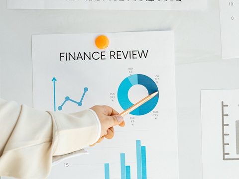 香港人在深圳前海注冊公司是否需要親自到場？