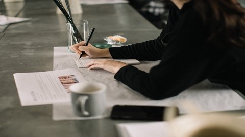 如何利用物流模式明確海關(guān)監(jiān)管方法