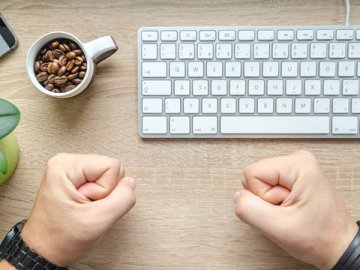 如何快速獲取美國公司年報(bào)？