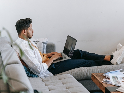 中國(guó)人在國(guó)外如何辦理銀行卡？真實(shí)經(jīng)驗(yàn)與操作指南